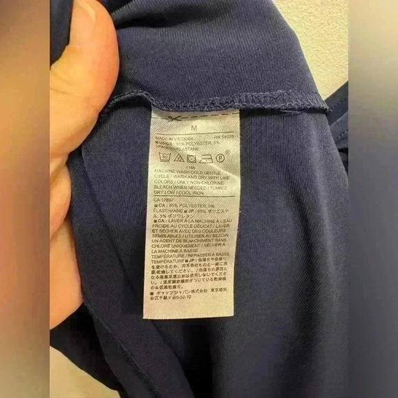 Banana Republic women’s ruffle sleeveless tank top navy blue size medium - Picture 6 of 9